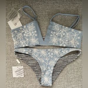 NWT ROVE Swimwear bikini Goa top Size M and Jaipur bottoms size S blue